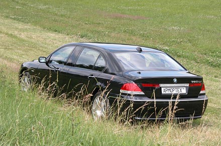 http://205207.online.fr/cars/BMW%20s%E9rie%207%20Limo%20-%20004%20(760Li%20-%20E66).jpg